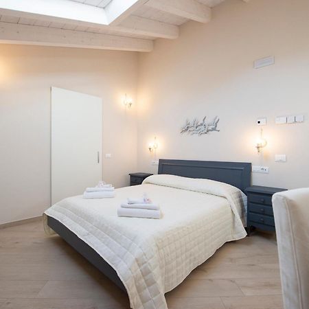 Villino Micol Camere A Due Passi Dal Mare Marina Di Carrara Dış mekan fotoğraf