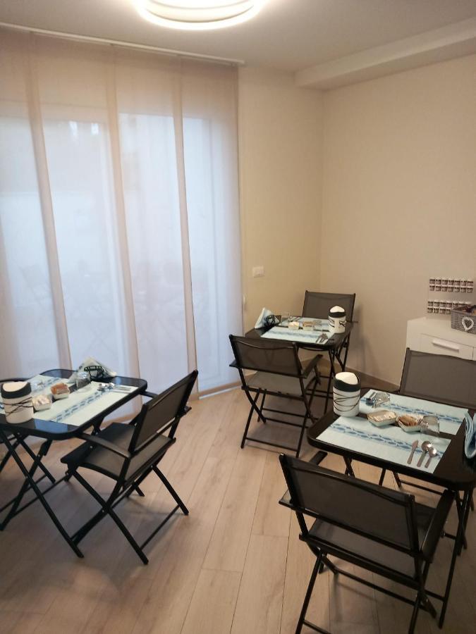 Villino Micol Camere A Due Passi Dal Mare Marina Di Carrara Dış mekan fotoğraf