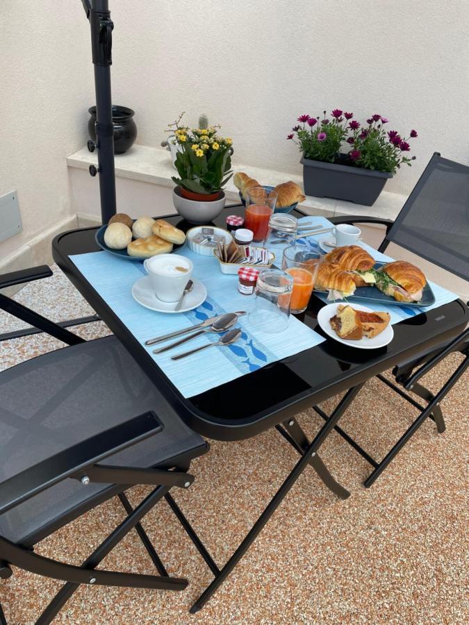 Villino Micol Camere A Due Passi Dal Mare Marina Di Carrara Dış mekan fotoğraf
