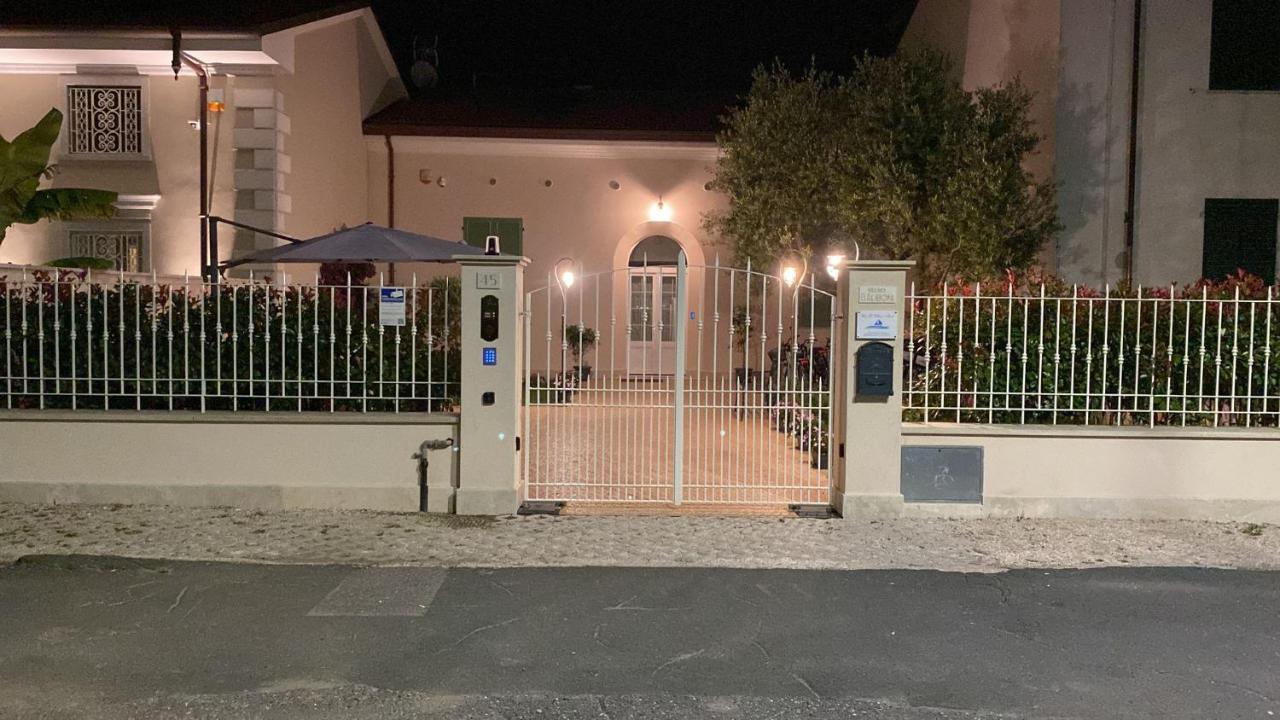 Villino Micol Camere A Due Passi Dal Mare Marina Di Carrara Dış mekan fotoğraf